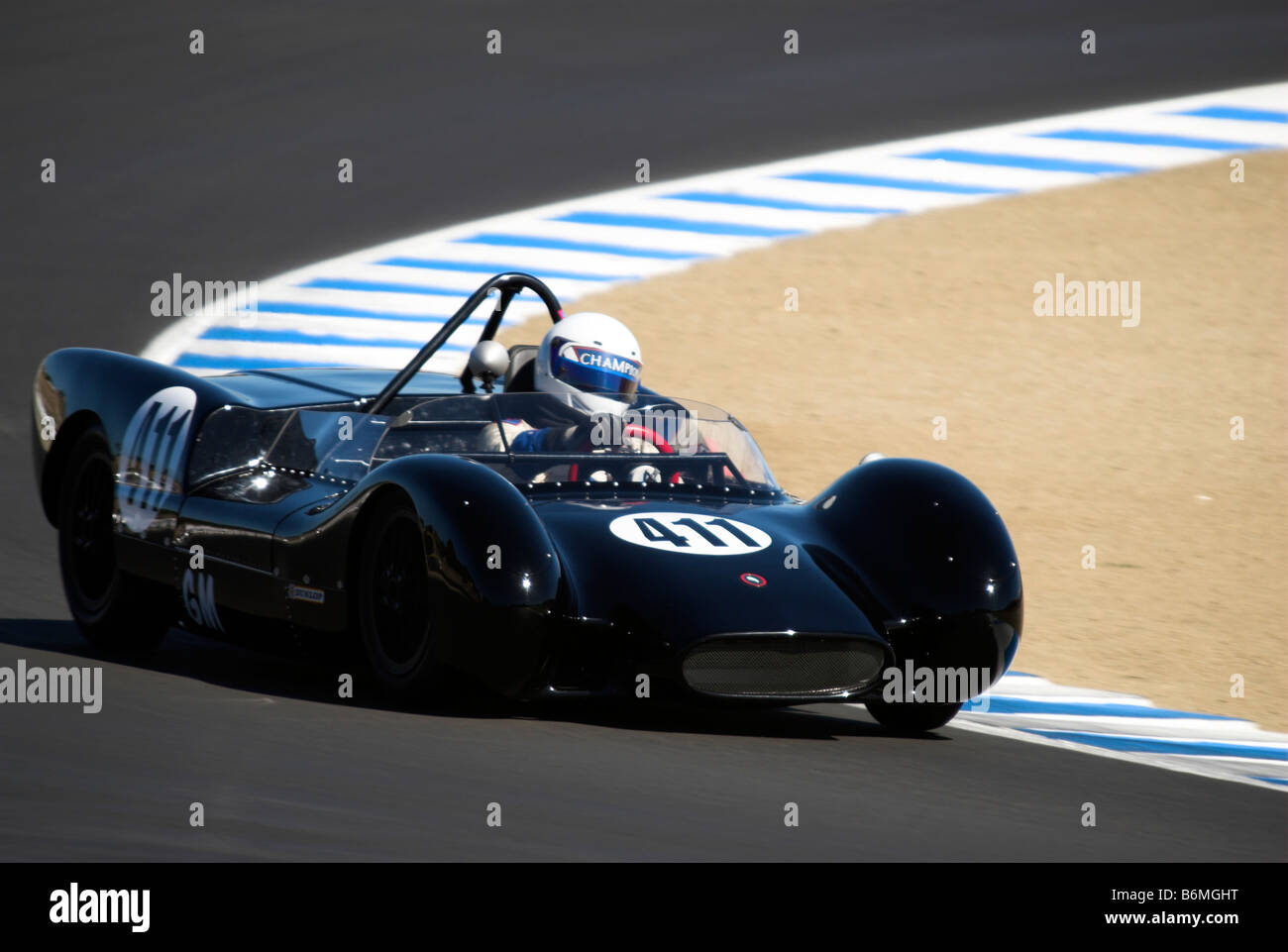 Ein 1962 Dolphin America bei der historischen Autorennen Monterey, Monterey, Kalifornien, USA Stockfoto