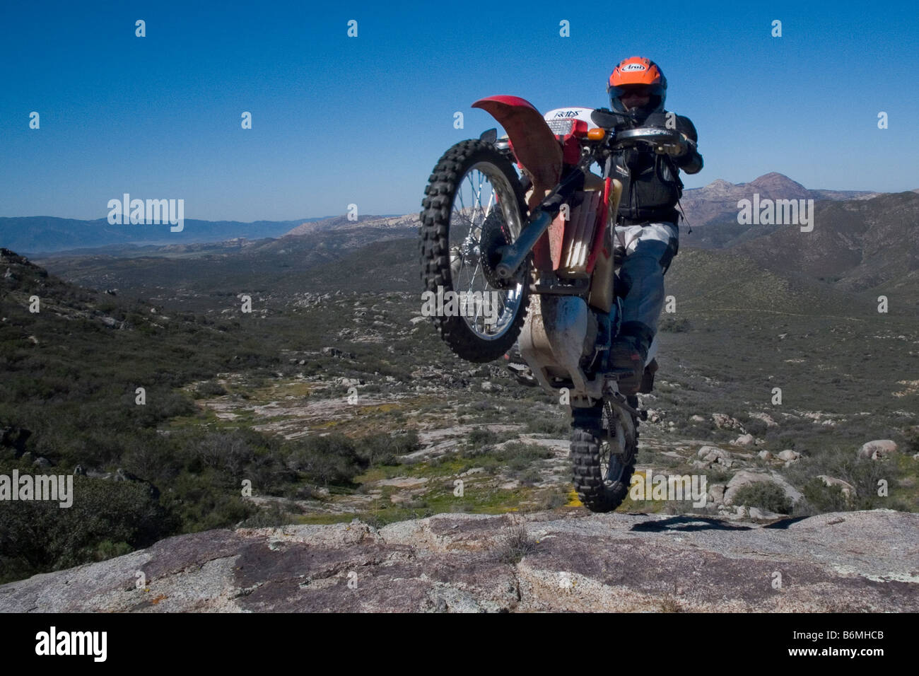 Motorradfahrer in Santa Veronica, Baja California, Mexiko Stockfoto