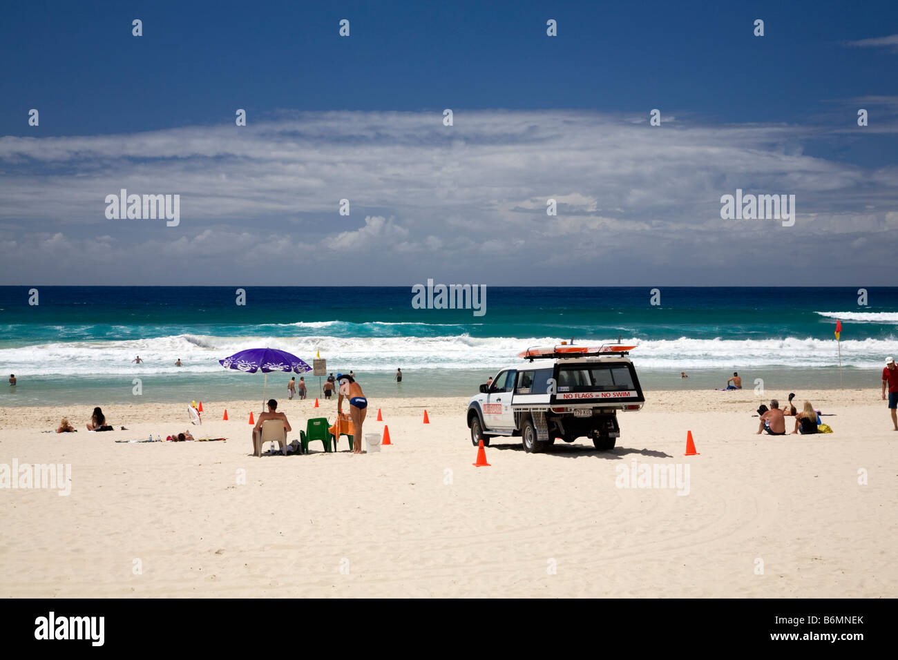 Rettungsschwimmer/Surfrescue Gold Coast Beach, Queensland, Australien Stockfoto