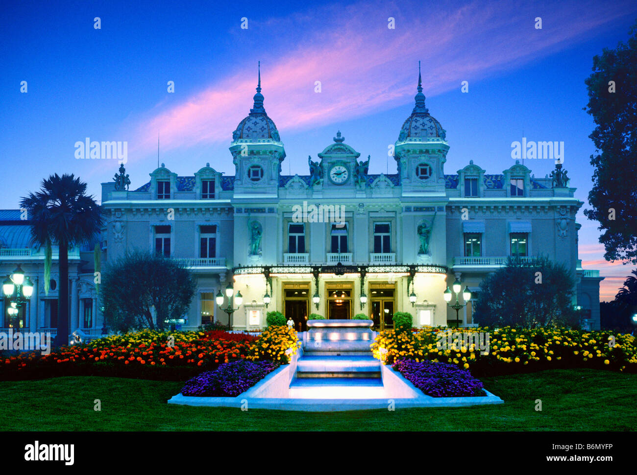 Casino von Monte Carlo bei Nacht Stockfoto