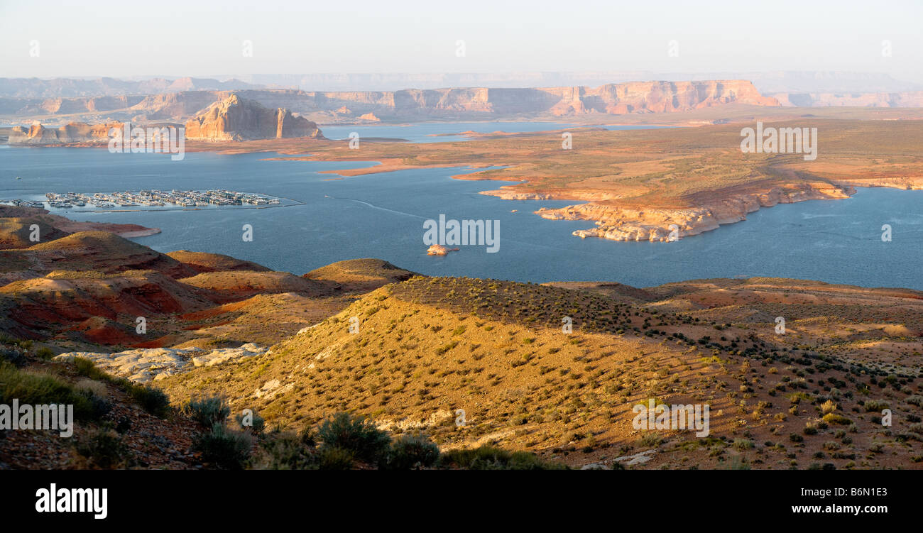 Am späten Nachmittag Licht auf die Wahweap Marina, Lake Powell, Glen Canyon National Recreational Area Stockfoto