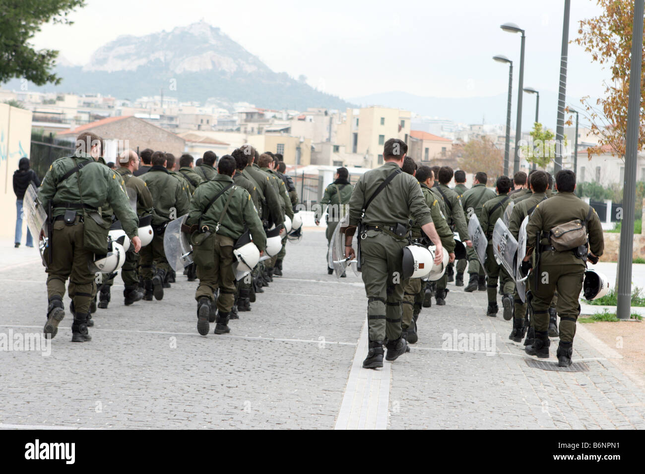 Polizei-Spezialeinheiten gehen in Athen Griechenland kurz vor der großen Kundgebung in Athen Griechenland 6. Dezember 2008 Stockfoto