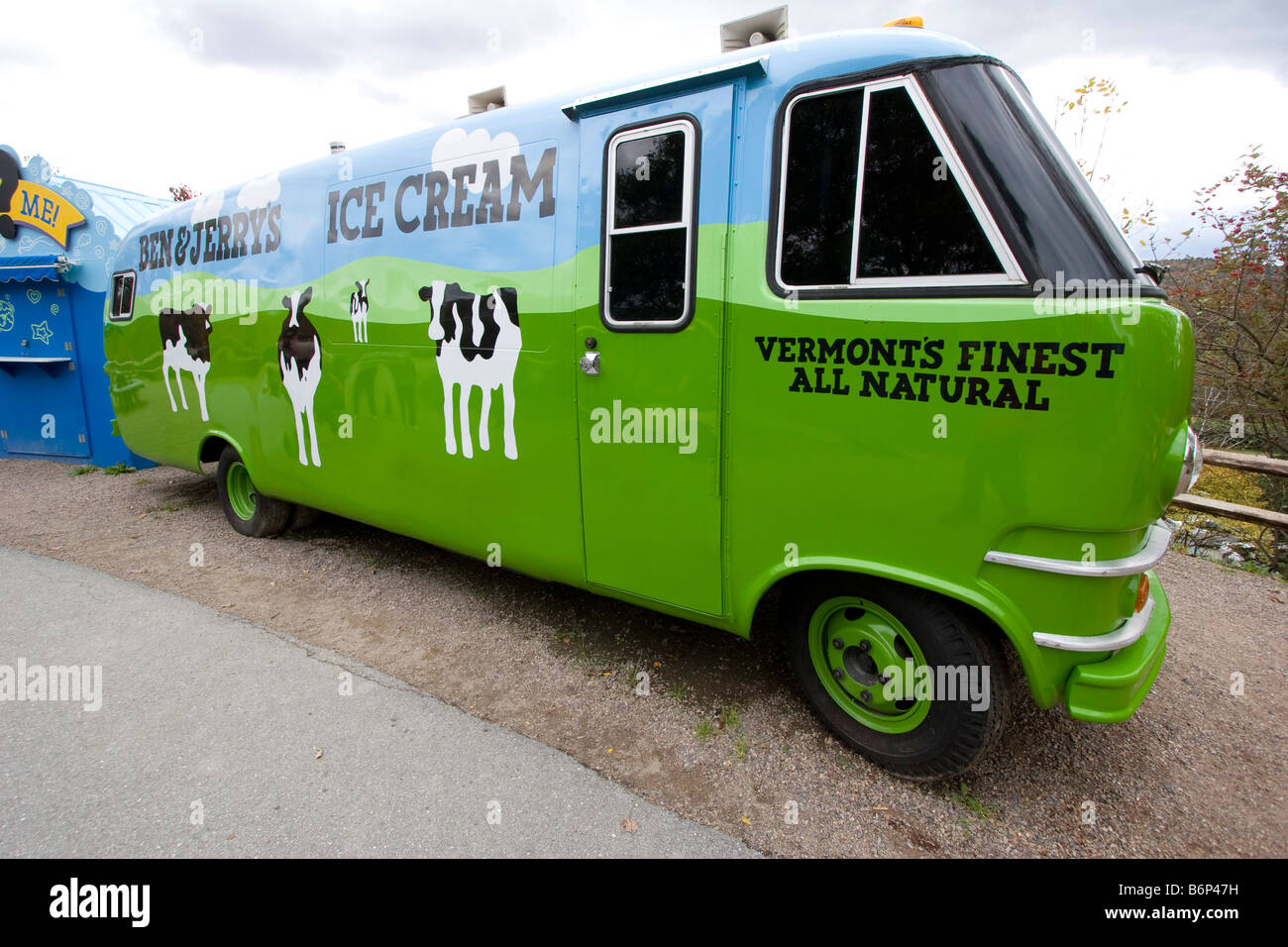 Die Ben &amp; Jerry s Cowmobile Hauptquartier der Ben &amp; Jerry s in South Burlington Vermont 5. Oktober 2008 Stockfoto