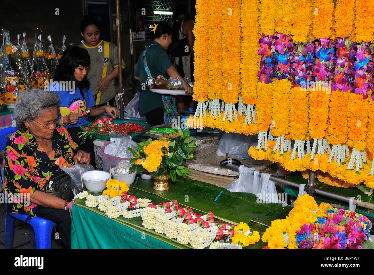 Pak Khlong Talat, Blumenmarkt Bangkok, Thailand Stockfoto