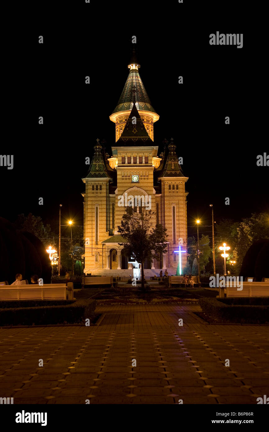 Timisoara The Victory (Lloyd) Square orthodoxe Kathedrale dunkle Nacht Stockfoto