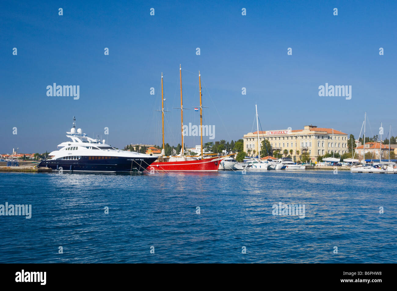 Die Marina und den Hafen von Zadar Kroatien Stockfoto