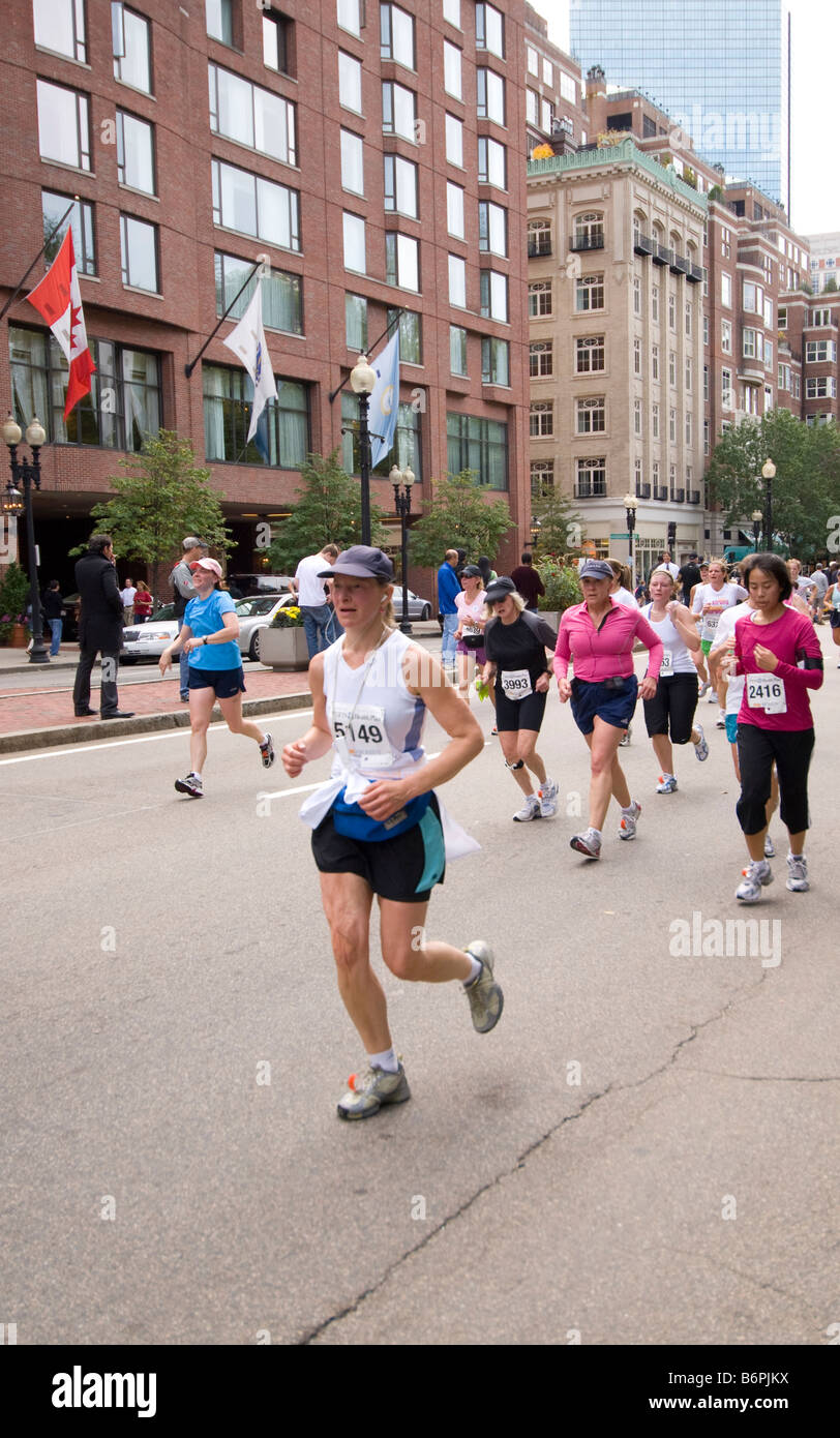 Büschel 10K für Frauen, Boston, Massachusetts Stockfoto