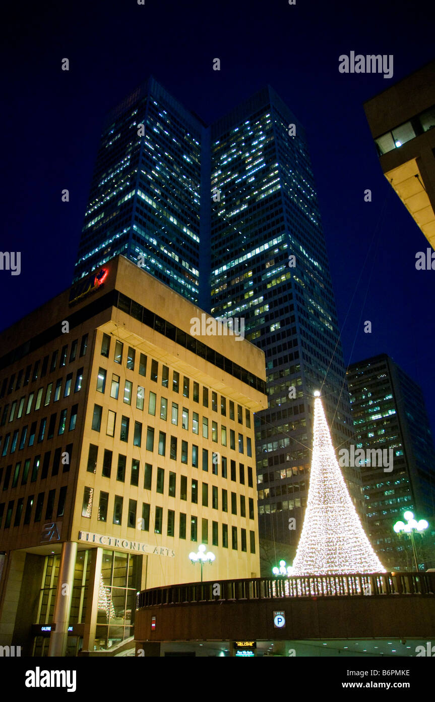 Setzen Sie Ville Marie Innenstadt von Montreal in der Weihnachtszeit Stockfoto