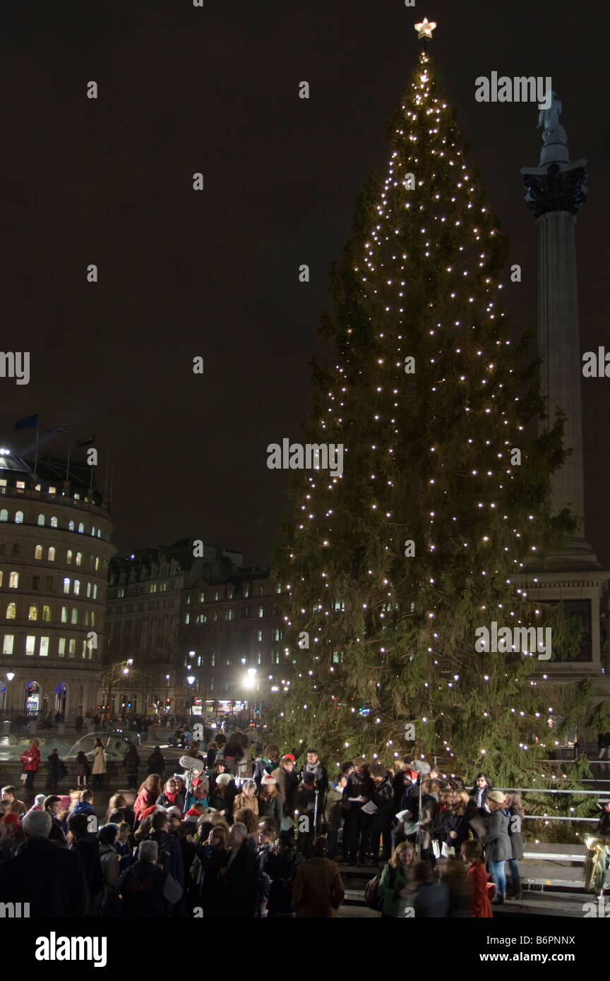 Trafalgar Square Carol Singers London Stockfoto