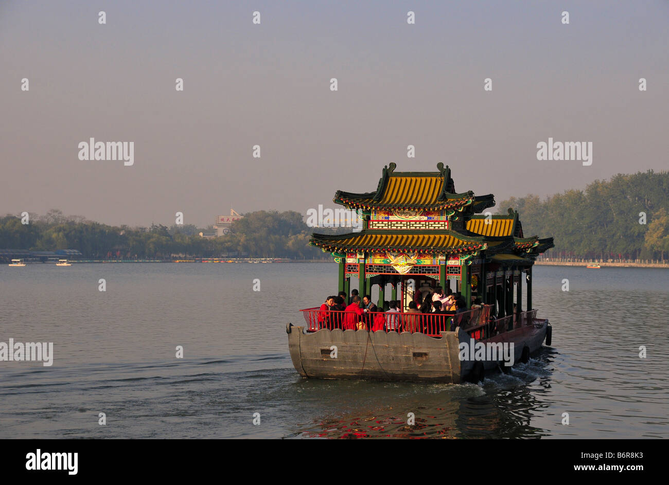 Touristische Boot im Beihai Park Beijing China Stockfoto