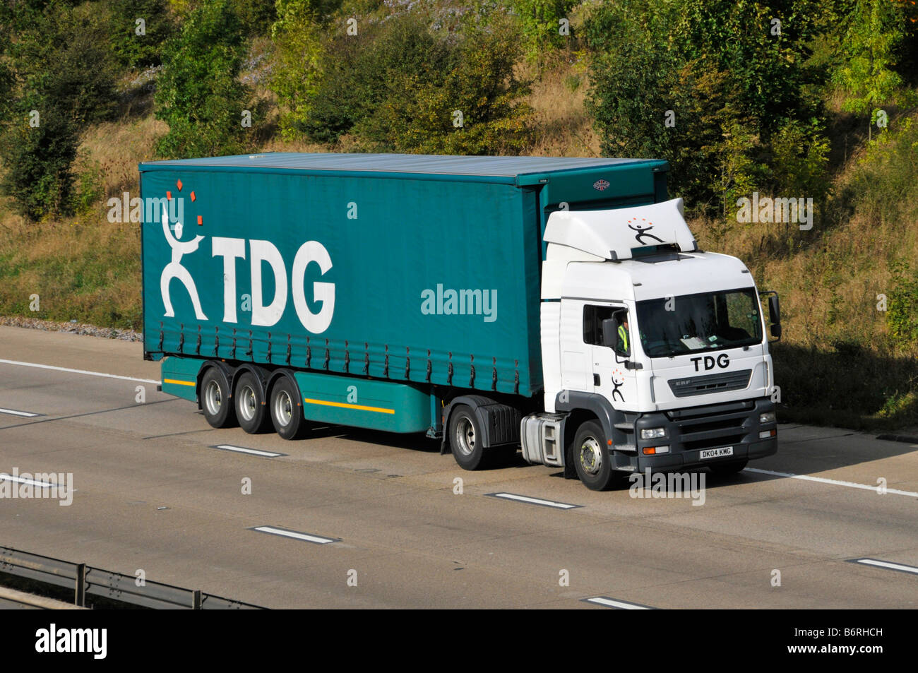 Autobahnring M25 artikuliert, Anhänger und LKW Stockfoto Autobahnring M25 artikuliert, Anhänger und LKW Stockfoto