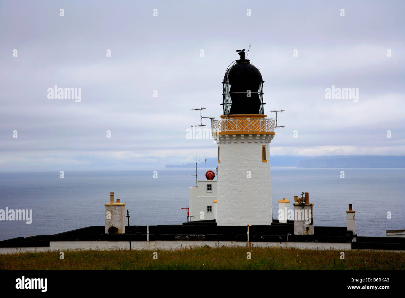 Landschaft Trinity House Leuchtturm Station Dunnet Head Pentland Firth Caithness County Hochland von Schottland, Vereinigtes Königreich Stockfoto