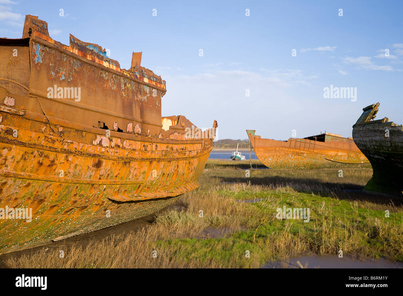 Zerstörte Boote an der Mündung der Wyre Lancashire England Stockfoto