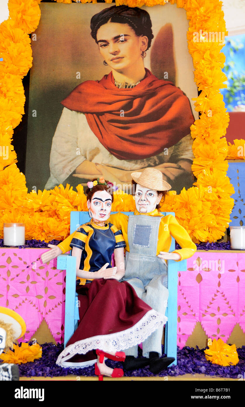 Schrein zu Ehren von Frida Kahlo und Diego Rivera, Frida Kahlo Museum, Mexiko-Stadt Stockfoto