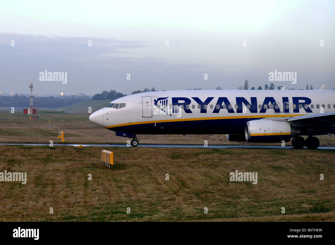 Ryanair Boeing 737-Flugzeuge bei Intrnational Flughafen Birmingham UK Stockfoto