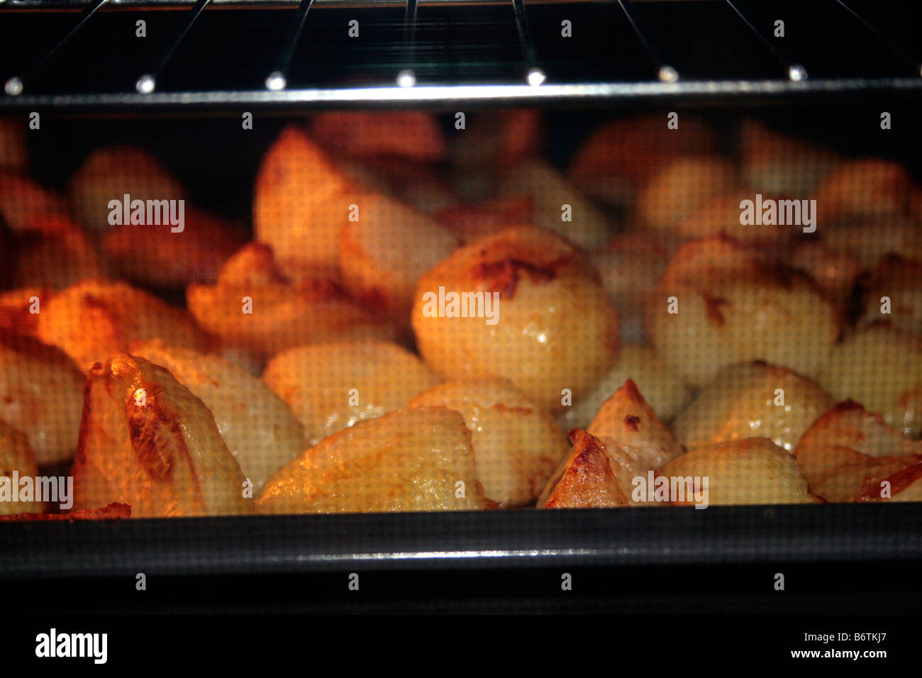 Englisch gebratene Kartoffeln im Ofen Stockfotografie - Alamy