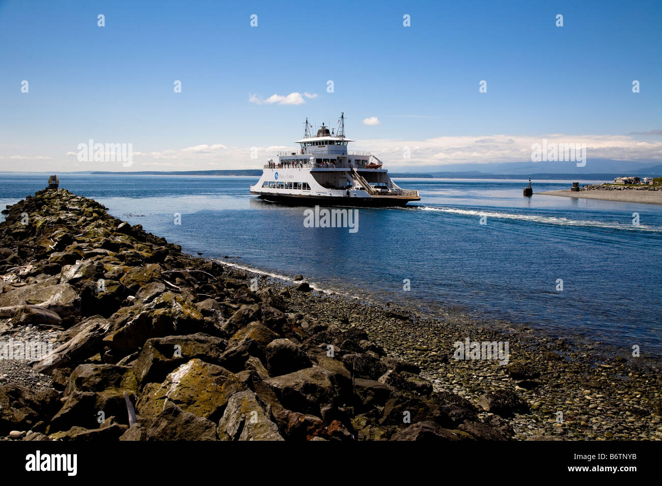 Pfand des Port Townsend Fähre verlassen den Hafen von Keystone terminal, Washington, USA Stockfoto