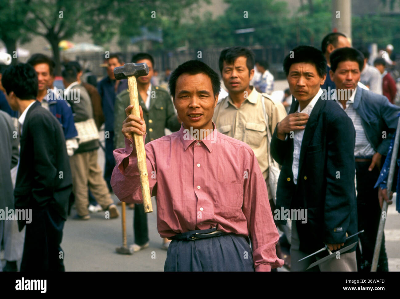 Chinesen, chinesische Männer, Chinesisch, Männer, Erwachsene Männer, Tagelöhner, Tagelöhner, Arbeitslose, Xian, Provinz Shaanxi, China Stockfoto