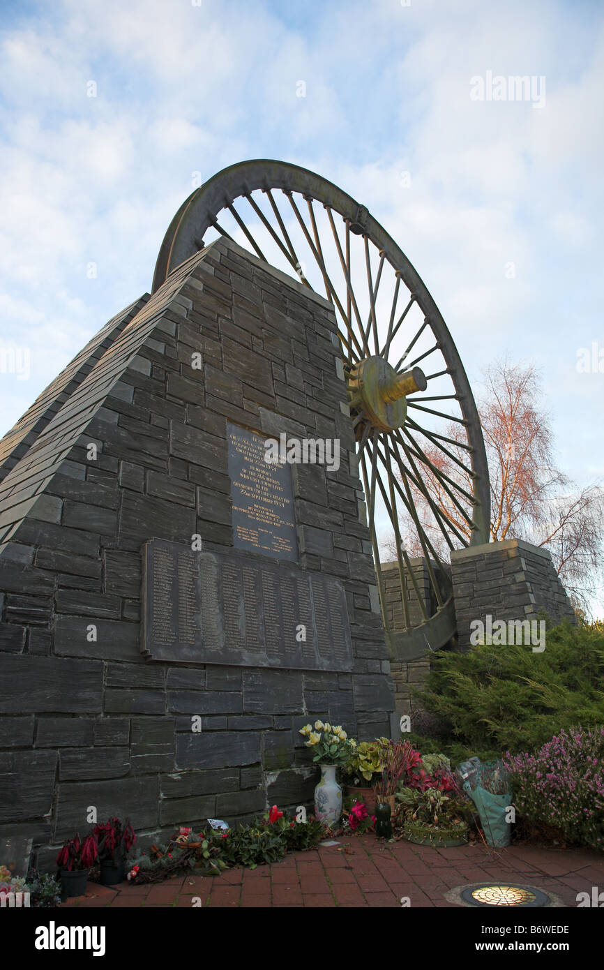 Denkmal-Rad am Gresford Zeche - Wrexham - North Wales wo 266 Männer im September 1934 starb Stockfoto