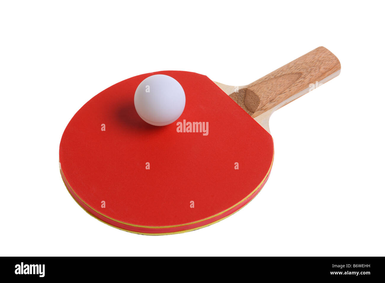 Ping-Pong-Schläger und Ball, isoliert auf weißem Hintergrund ausschneiden Stockfoto