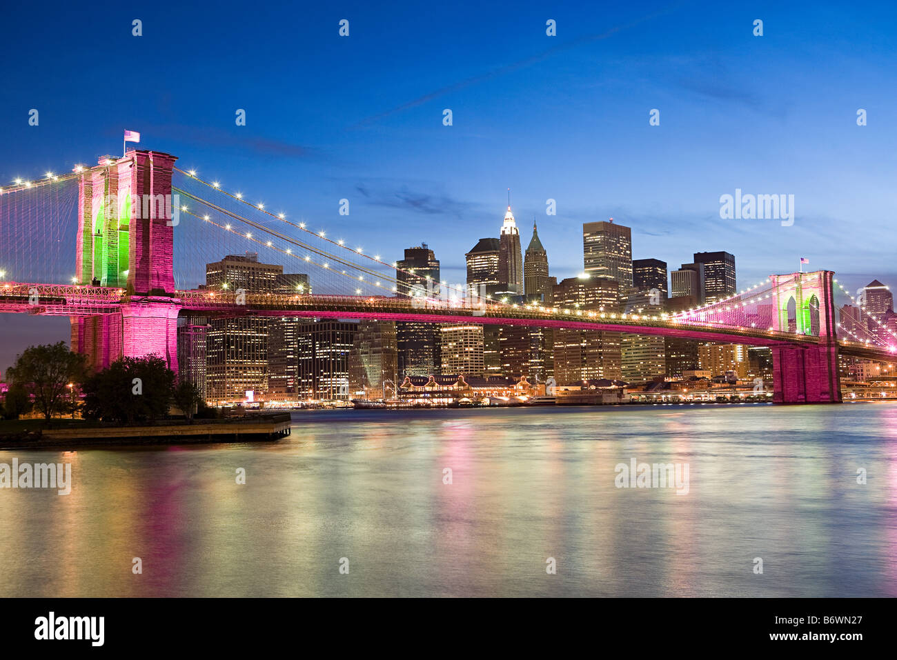 Brooklynbridge bei Nacht Stockfoto