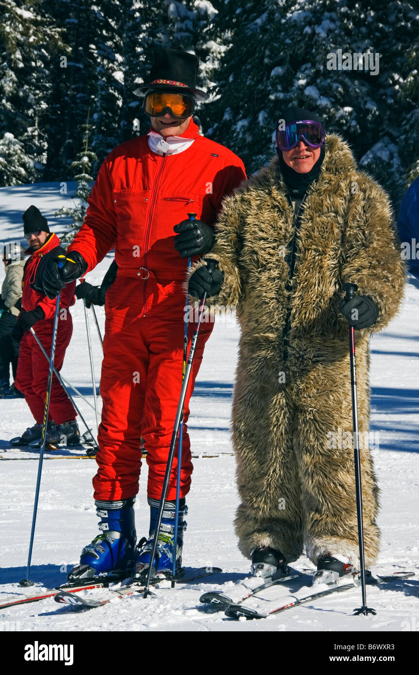 USA, Colorado, Vail Ski Resort. Skifahrer in Vail Kostüm Stockfotografie -  Alamy