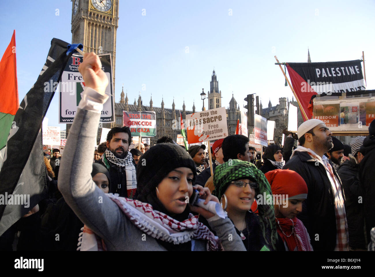 20 000 pro palästinensische Demonstranten marschierten durch London Protest der israelischen Invasion in den Gazastreifen 3. Januar 2009 Stockfoto