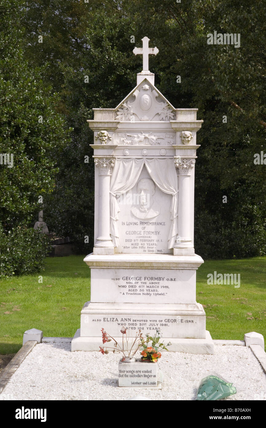 Das Grab von George Formby in Warrington Friedhof Stockfoto