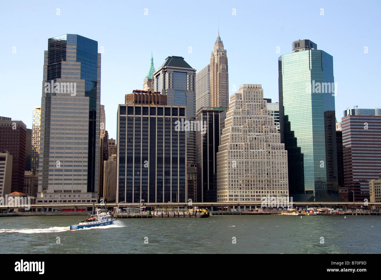 New York City Polizei-Abteilung Hafen Gerät Boot auf den East River-New York-USA Stockfoto