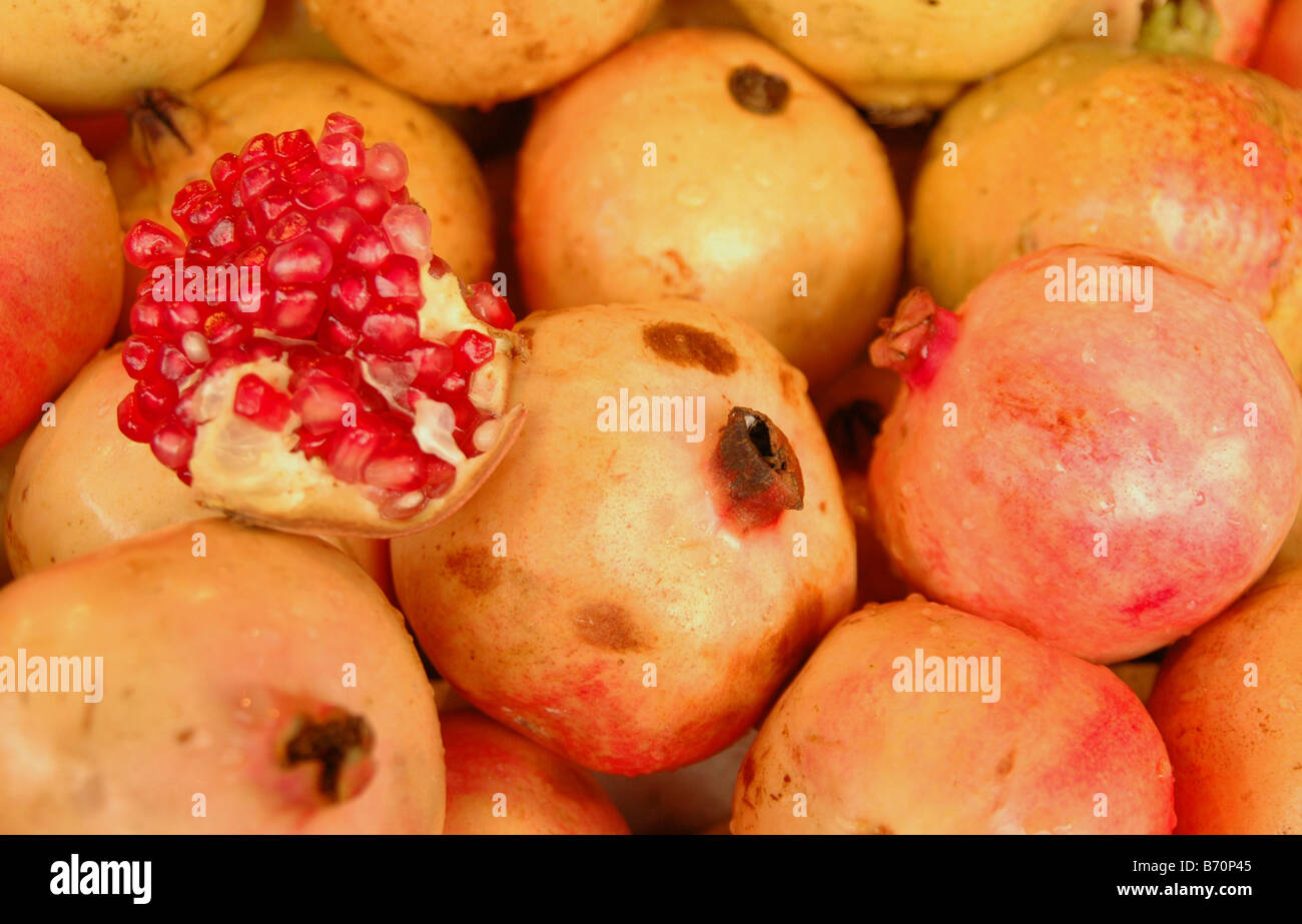 Grenadine sirup -Fotos und -Bildmaterial in hoher Auflösung – Alamy