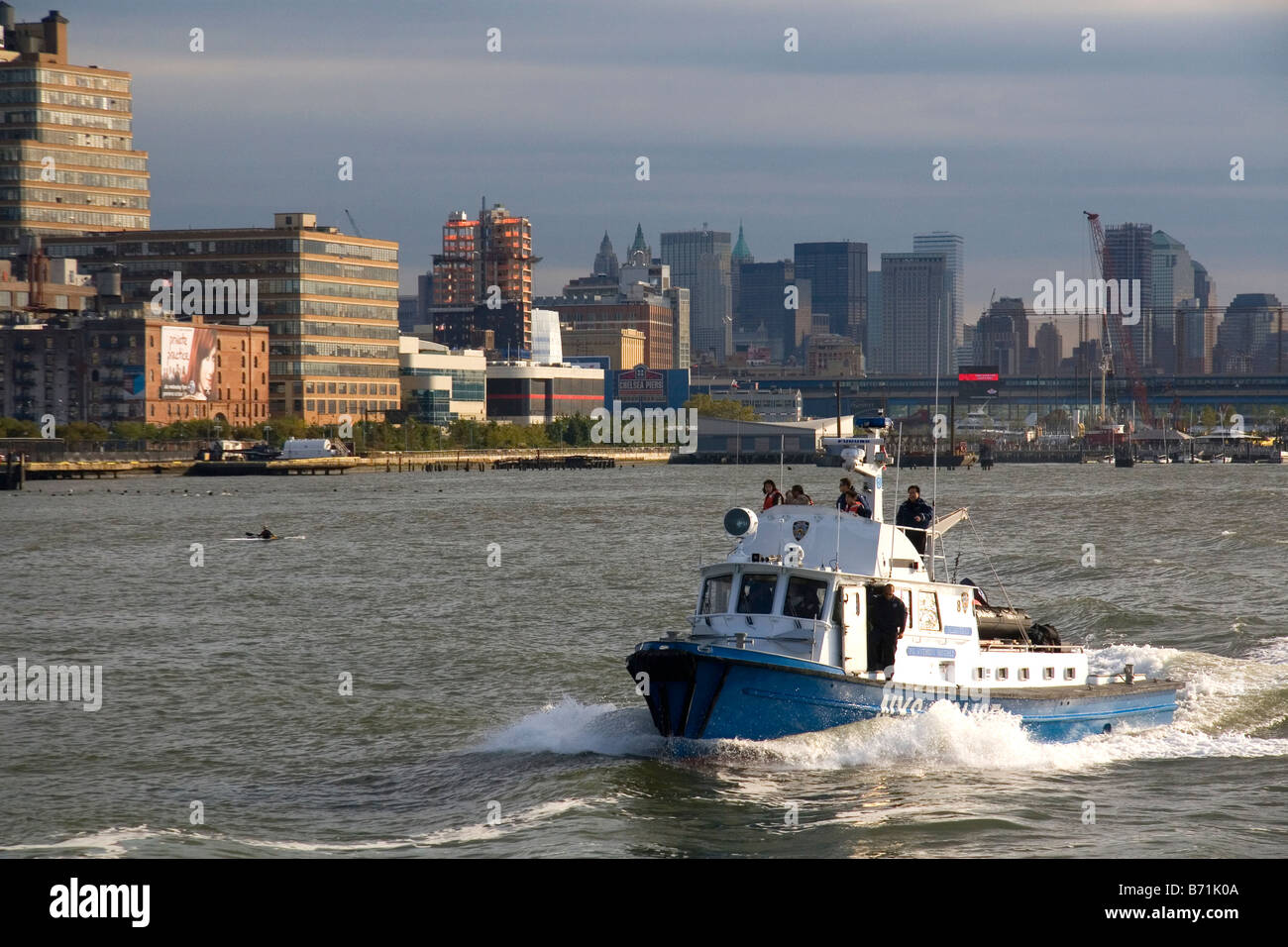 New York City Polizei-Abteilung Hafen-Einheit auf dem Hudson River in New York City New York USA Stockfoto
