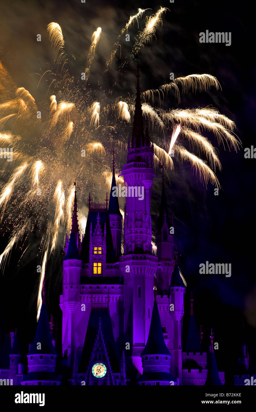 Die Wünsche Feuerwerk bei Disney s Magic Kingdom Stockfoto