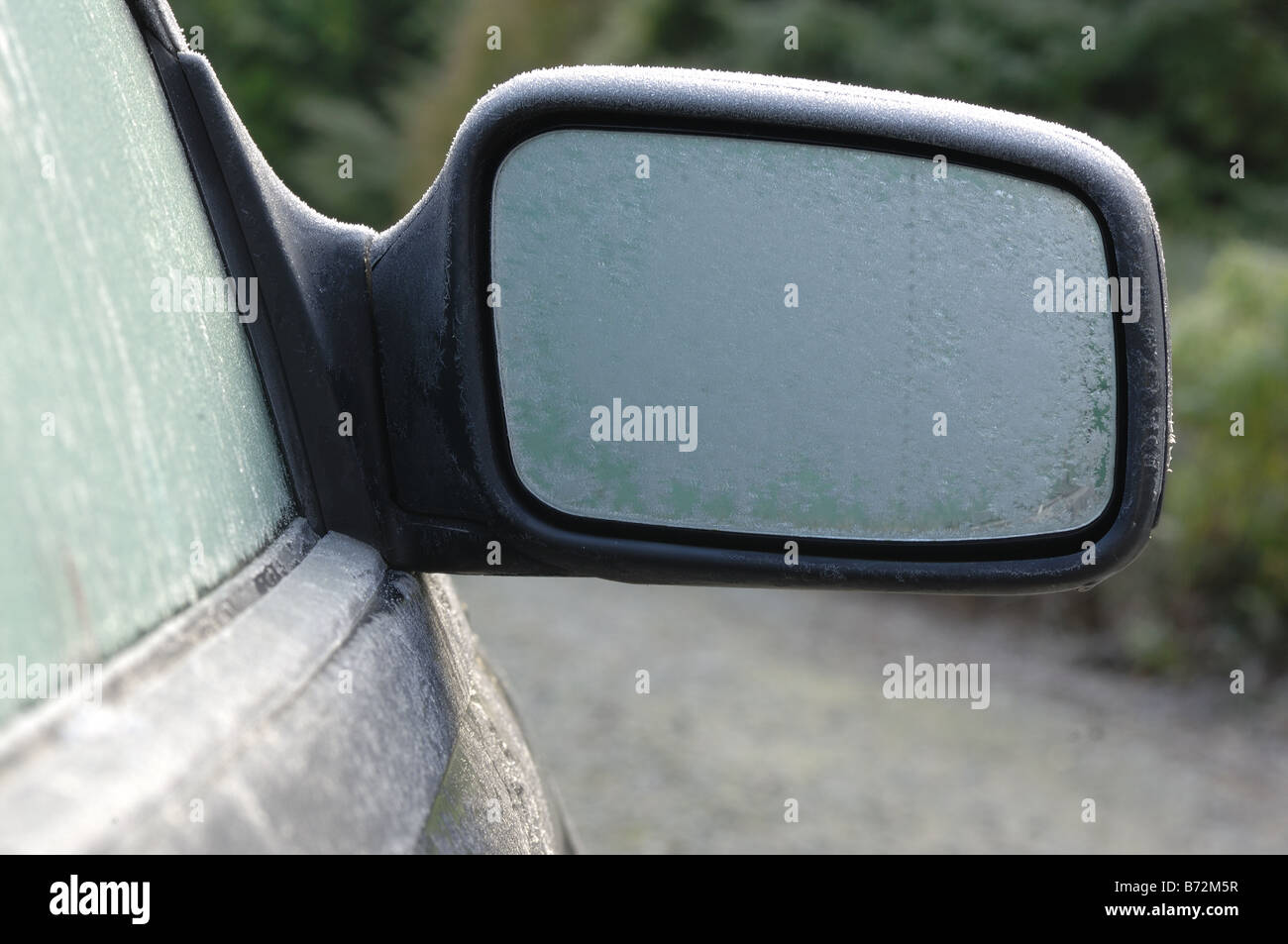 Frost am Auto Rückspiegel - Johannes Gollop Stockfoto