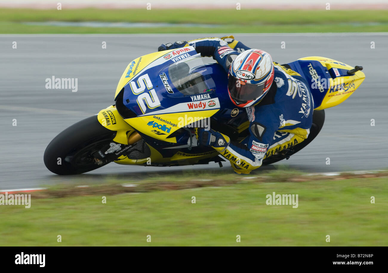 2008 britischen James Toseland von Tech 3 Yamaha 2008 Polini Malaysian Motorrad-Grand-Prix Strecke in Sepang Malaysia Stockfoto