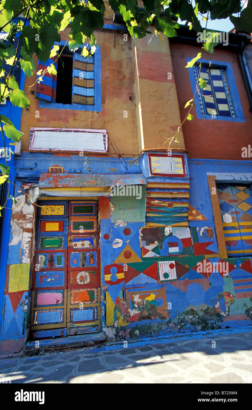 Bemalte Fassade des Hauses in Burano Stockfoto