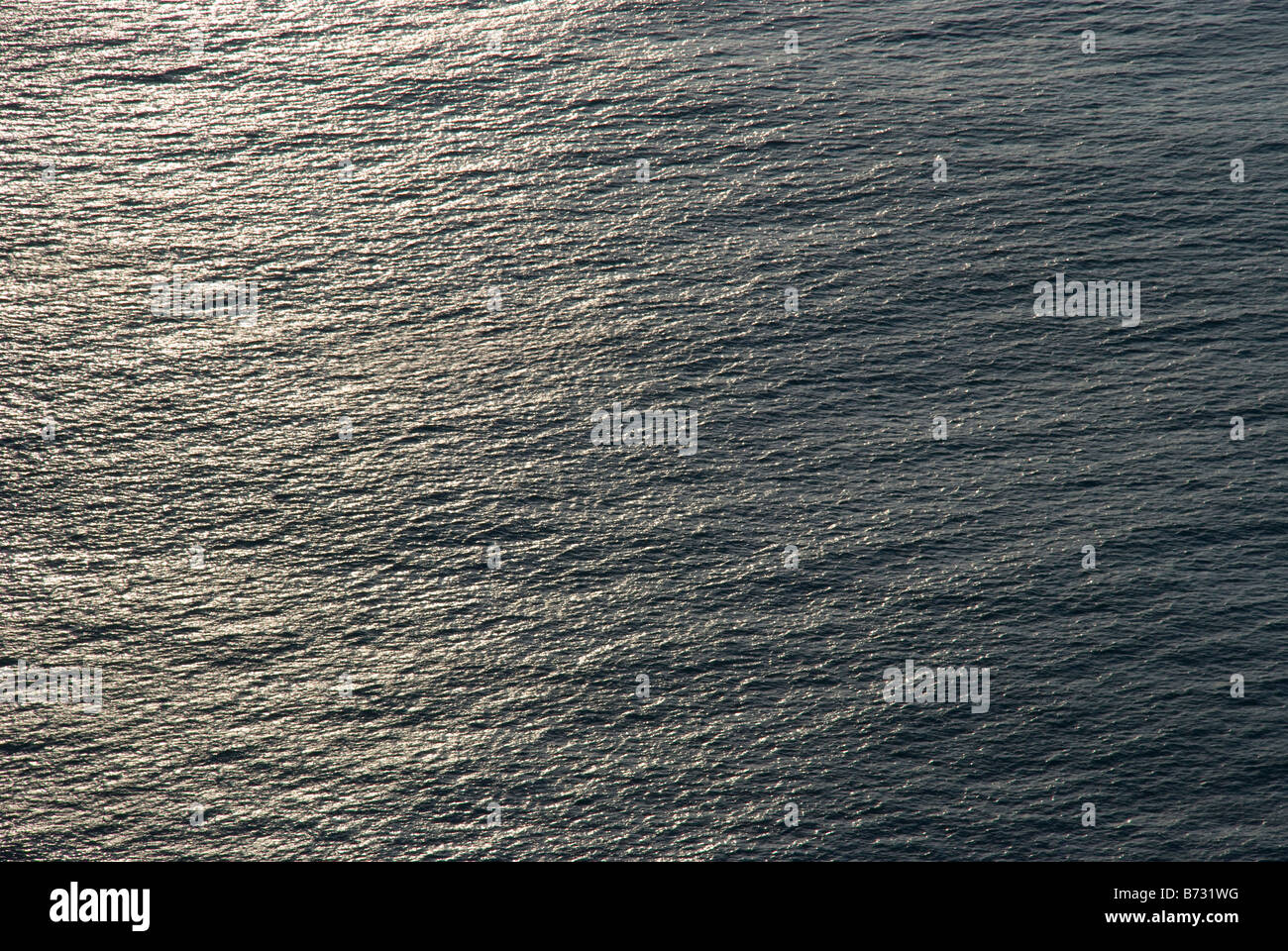 Meer Ozean Lichtwelle ripple Schimmer Glanz Wasser Meer cornwall Stockfoto