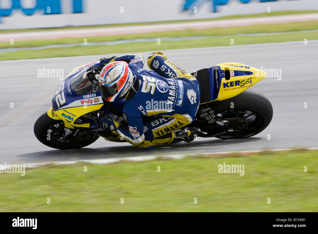 2008 britischen James Toseland von Tech 3 Yamaha 2008 Polini Malaysian Motorrad-Grand-Prix Strecke in Sepang Malaysia Stockfoto
