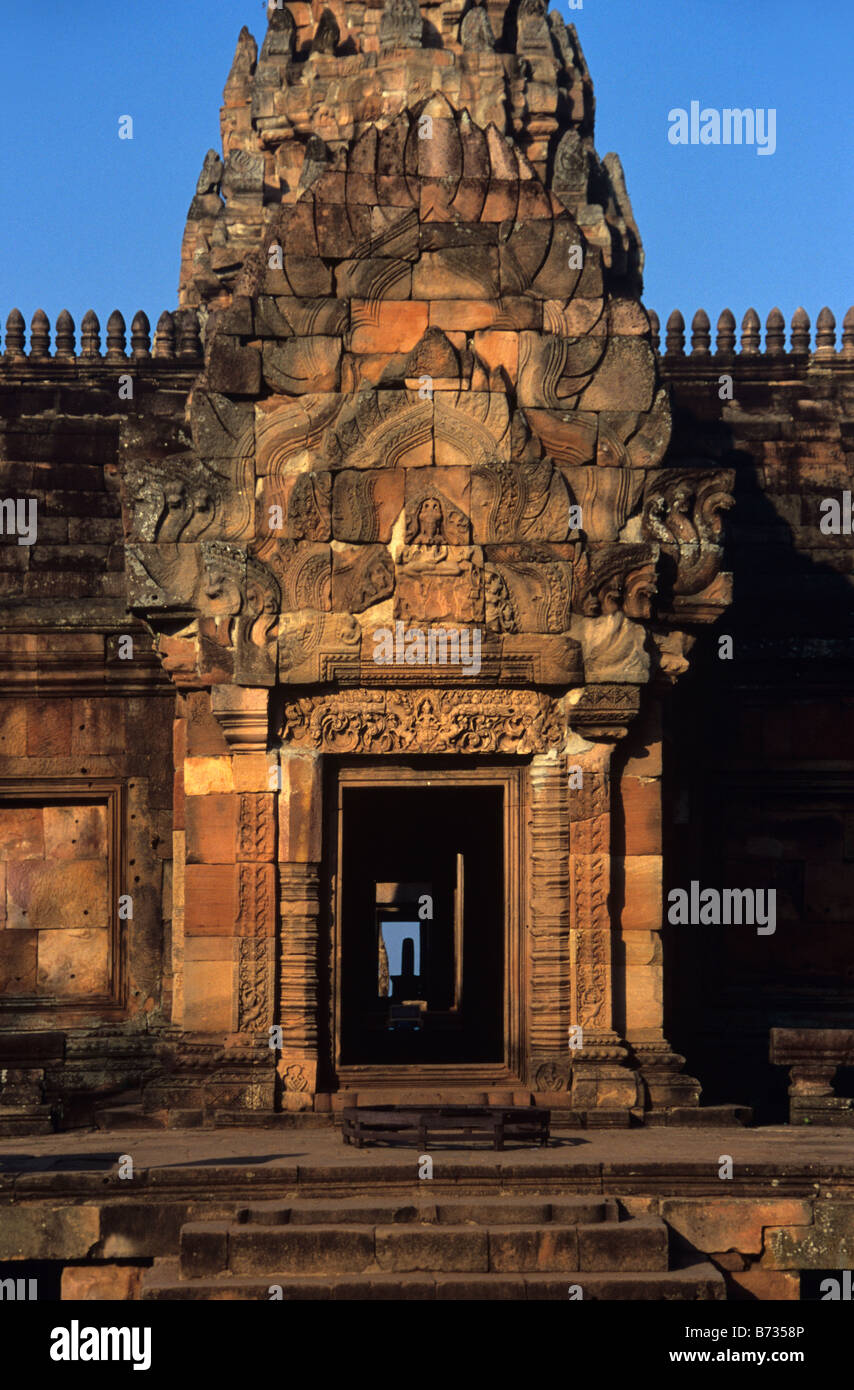 Haupteingang der c12th Khmer-Tempel von Prasat Hin Khao, Phanom Rung Historical Park, Nord-Ost Thailand Stockfoto
