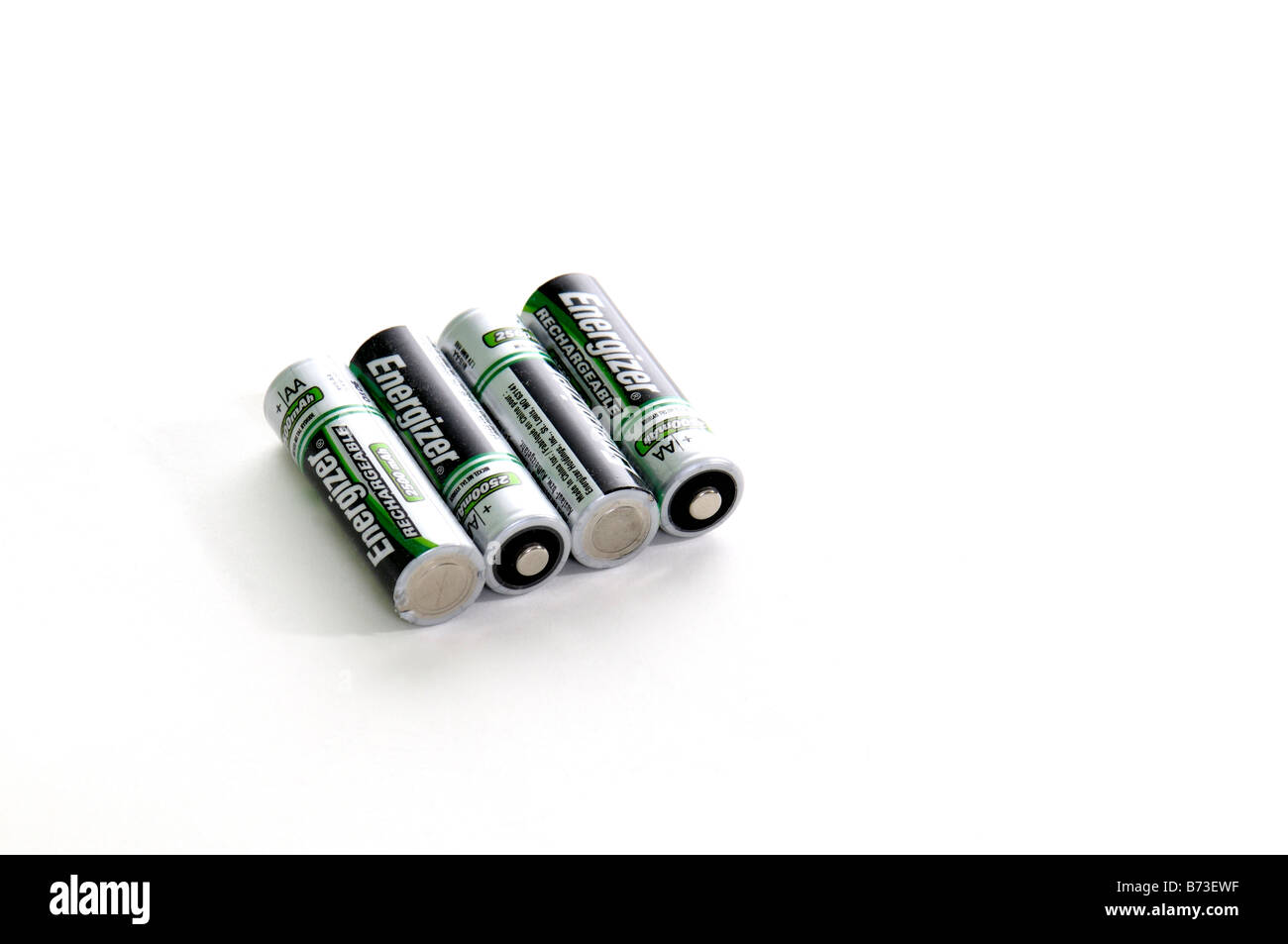 Ein Satz von vier Energizer Marke mit hoher Kapazität 2500 mAh AA-Akkus. USA. Ausschnitt aus. Stockfoto
