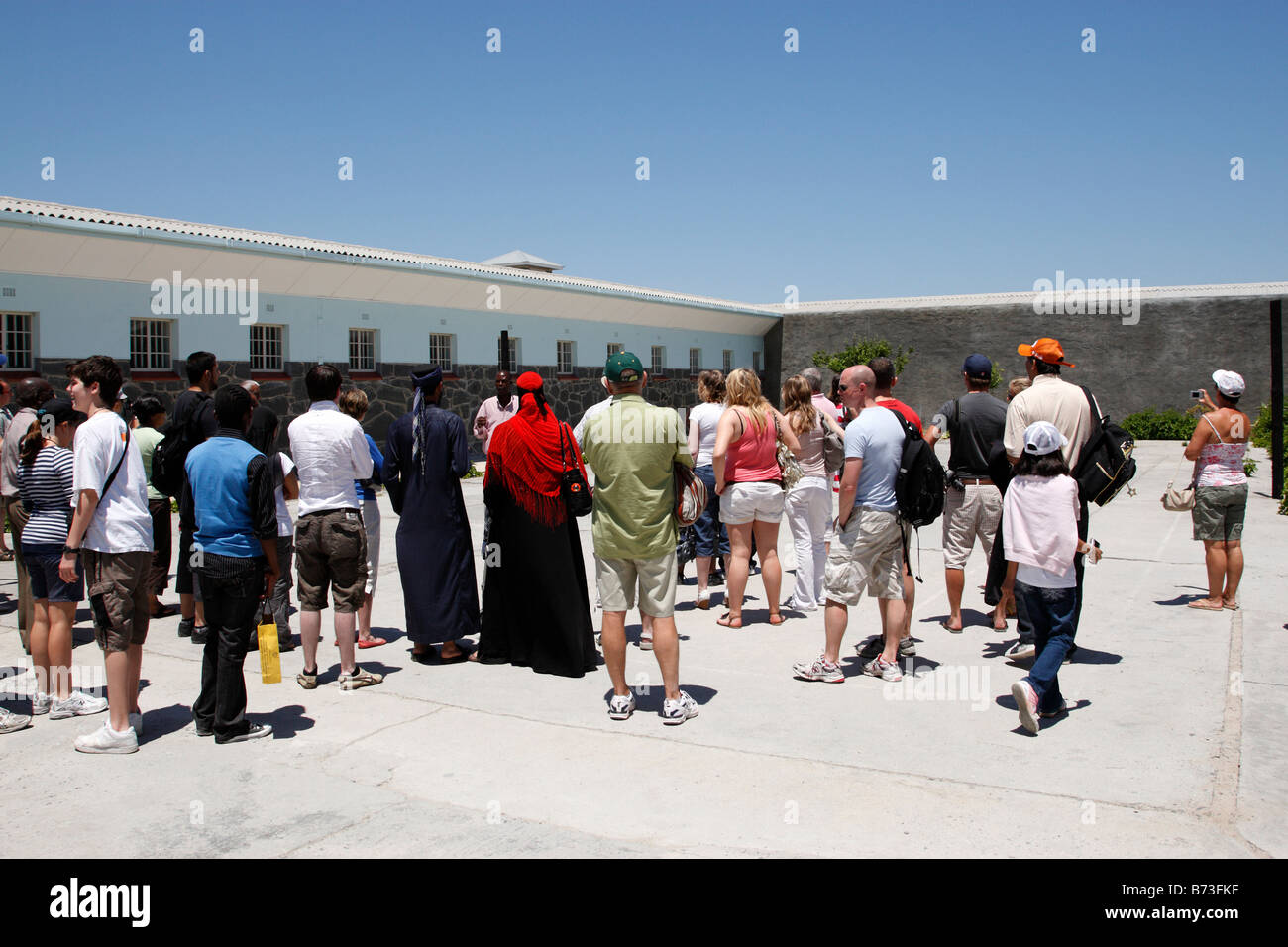 touristische Reisegruppe anhören der ehemaligen politischen Gefangenen Führer Robben Insel Cape Town-Südafrika Stockfoto