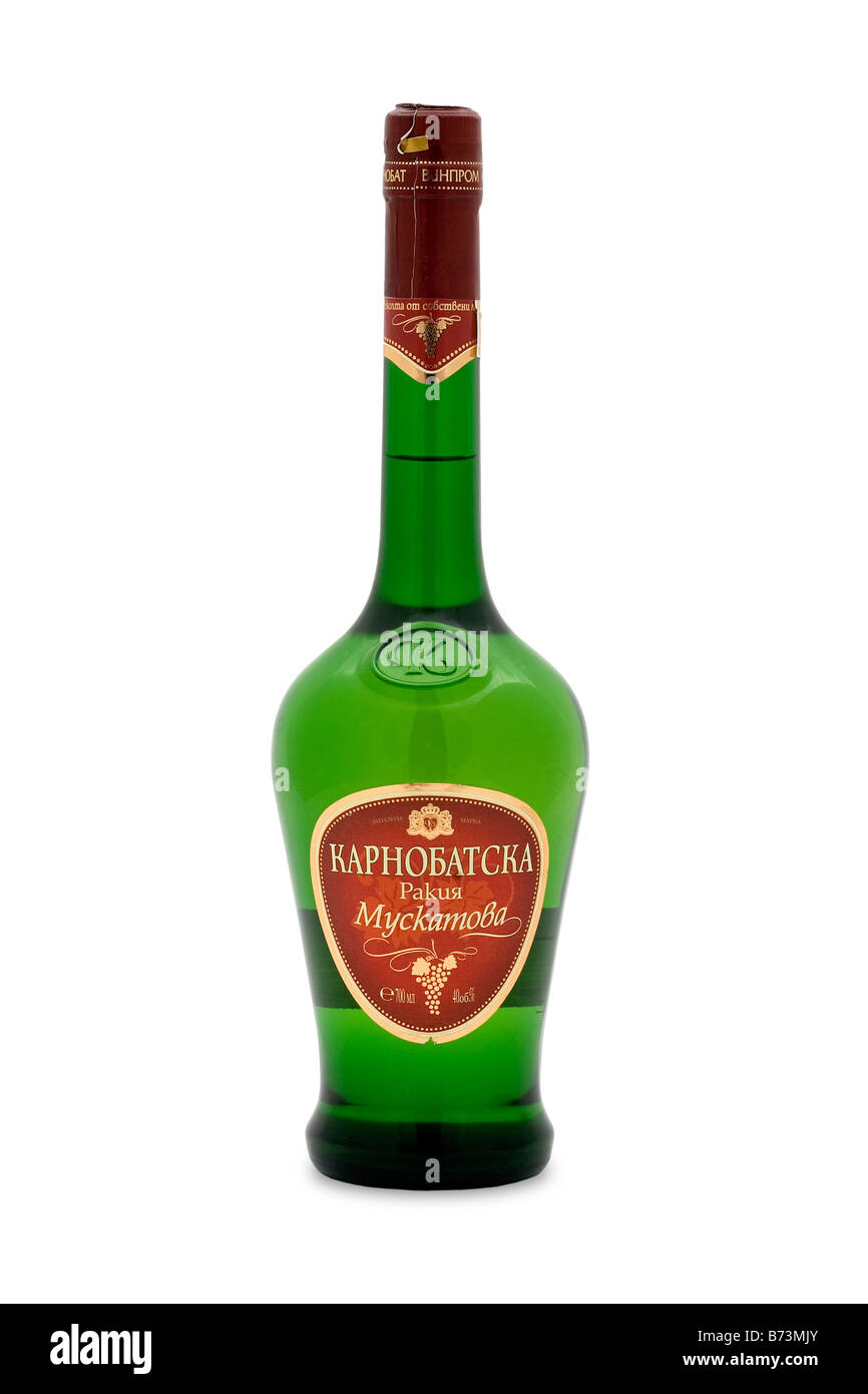 Bulgarien-Karnobat Rakia Weinbrand besonderer Muscat Eiche Aroma Ambrosia klare goldgelbe Farbe sanfte milde Licht Stockfoto