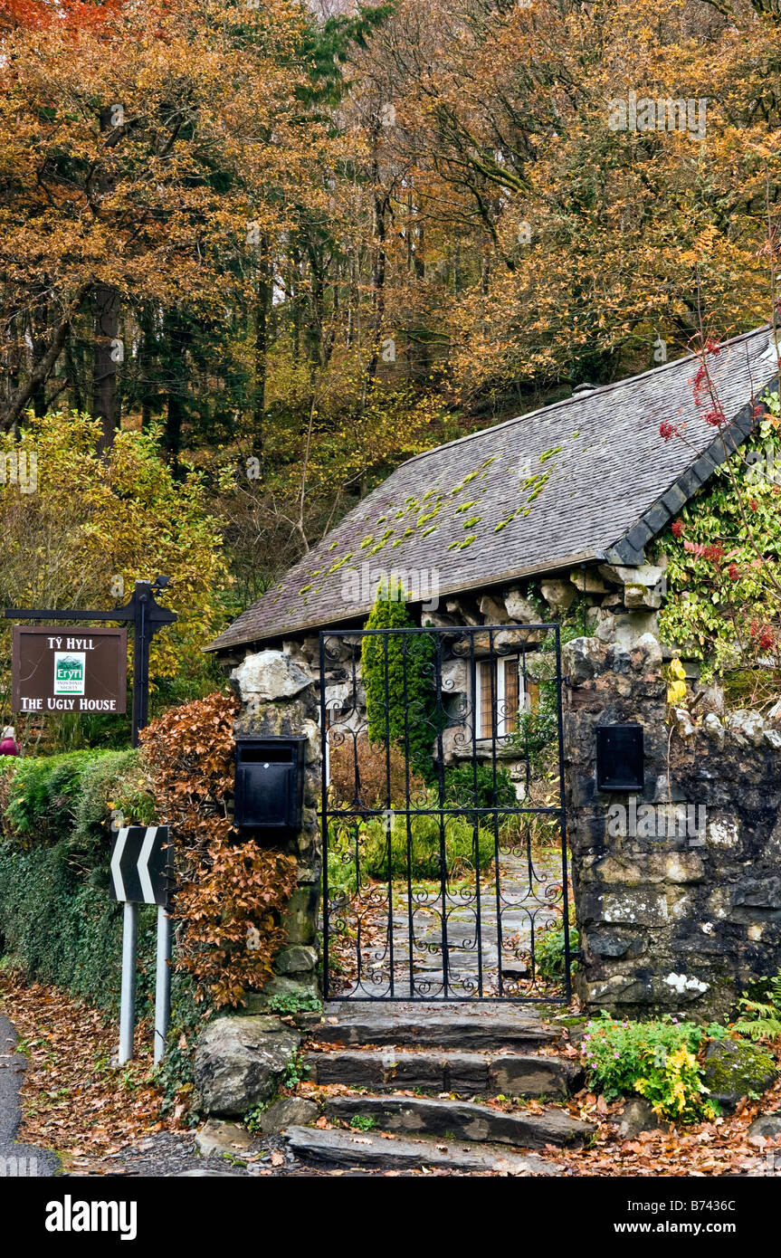 Das hässliche Haus Ty Hyll Capel Curig Gwynedd Hauptquartier der Snowdonia Gesellschaft Gwynedd North Wales Stockfoto