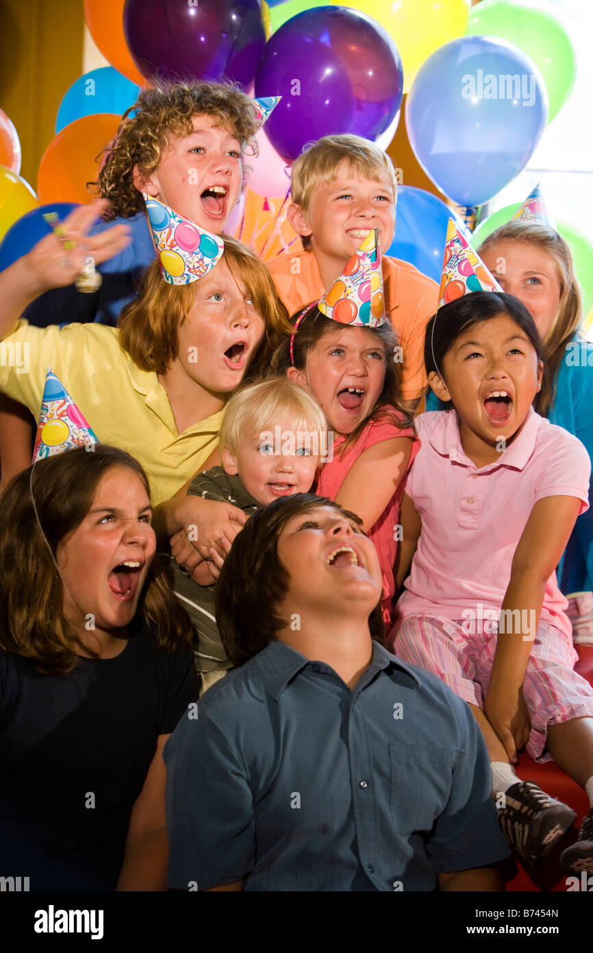 Gruppenbild am Kindergeburtstag Stockfoto