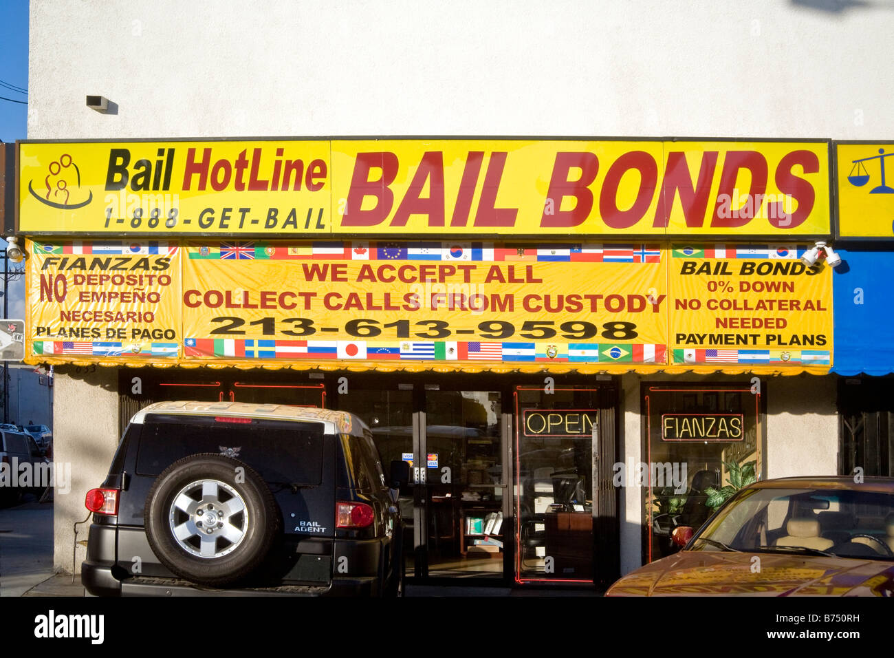 Gebäude mit Bail Bonds zu unterzeichnen und Telefon Nummer Los Angeles Kalifornien Stockfoto
