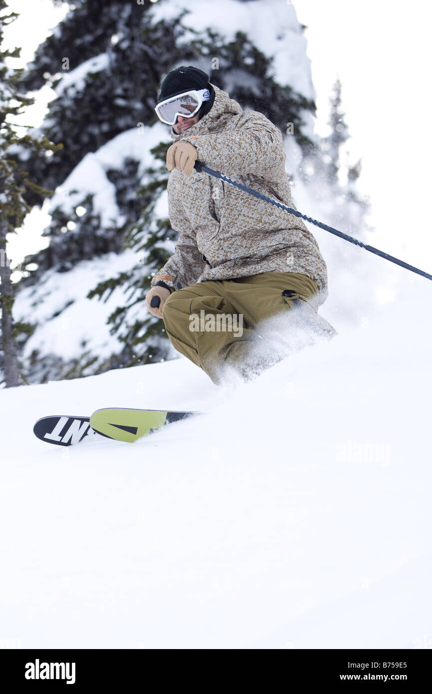 Frischen Pulverschnee Skifahren am Whistler Mountain, Whistler, BC, Kanada Stockfoto