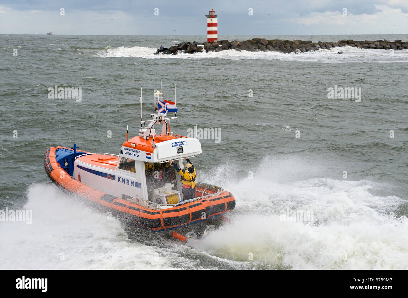 IJmuiden Boot KNRM Küstenwache hinaus Segeln Stockfoto