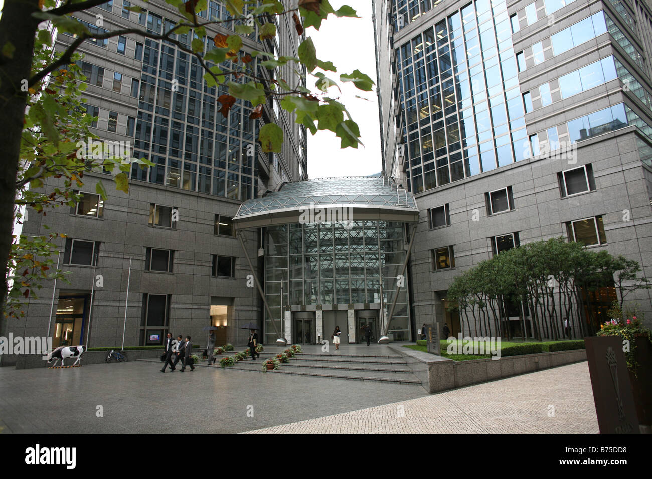 Bank in Tokio im Oktober 2008 die Börsenmärkte in Tokio ihren Wert angesichts der weltweiten Finanzkrise verloren Stockfoto