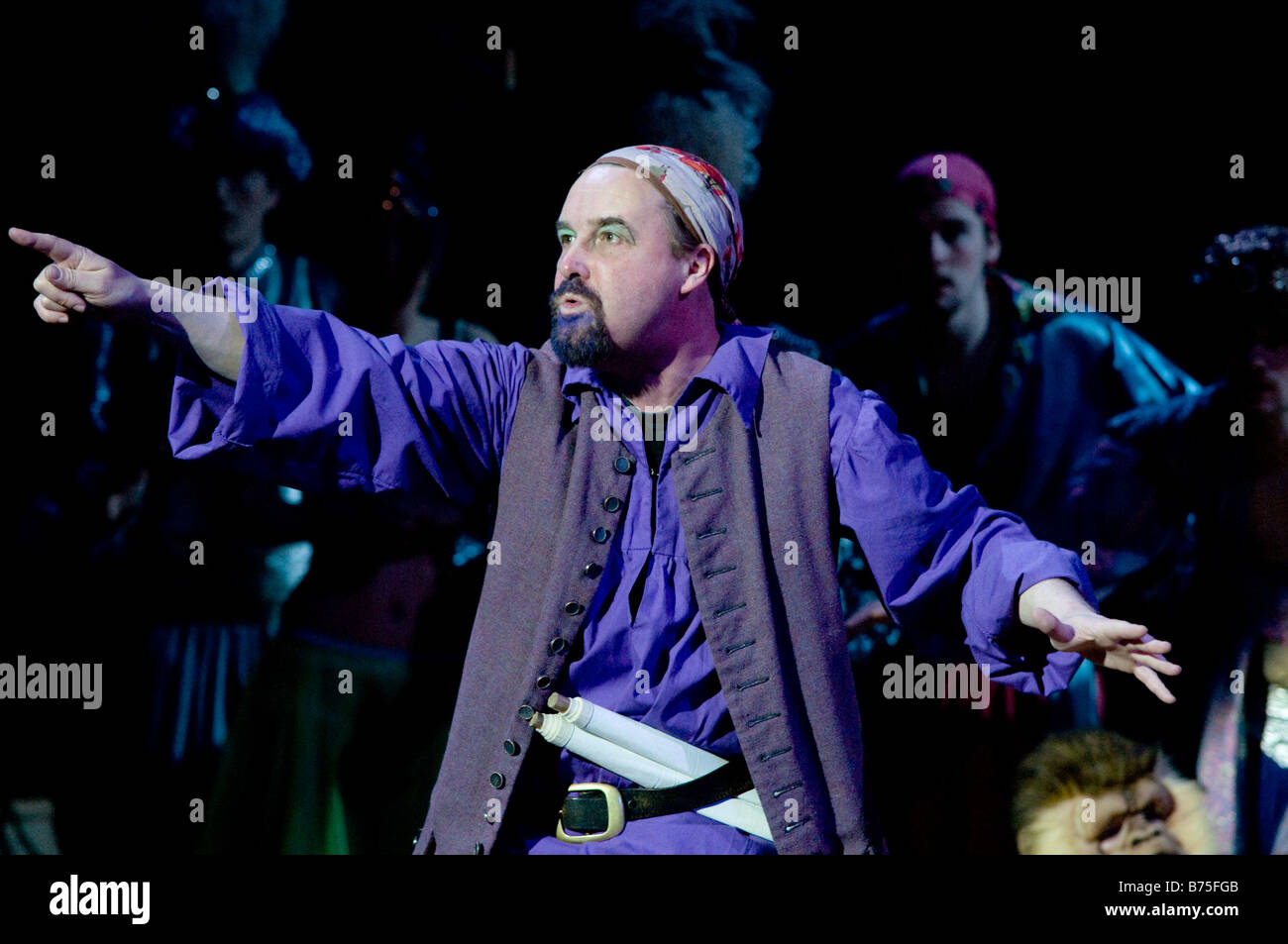 Die bösen Bösewicht in einem Amateur lokalen Drama-Unternehmen, die Durchführung von Sinbad der Seemann Pantomime Aberystwyth Arts Centre Januar 2009 Stockfoto