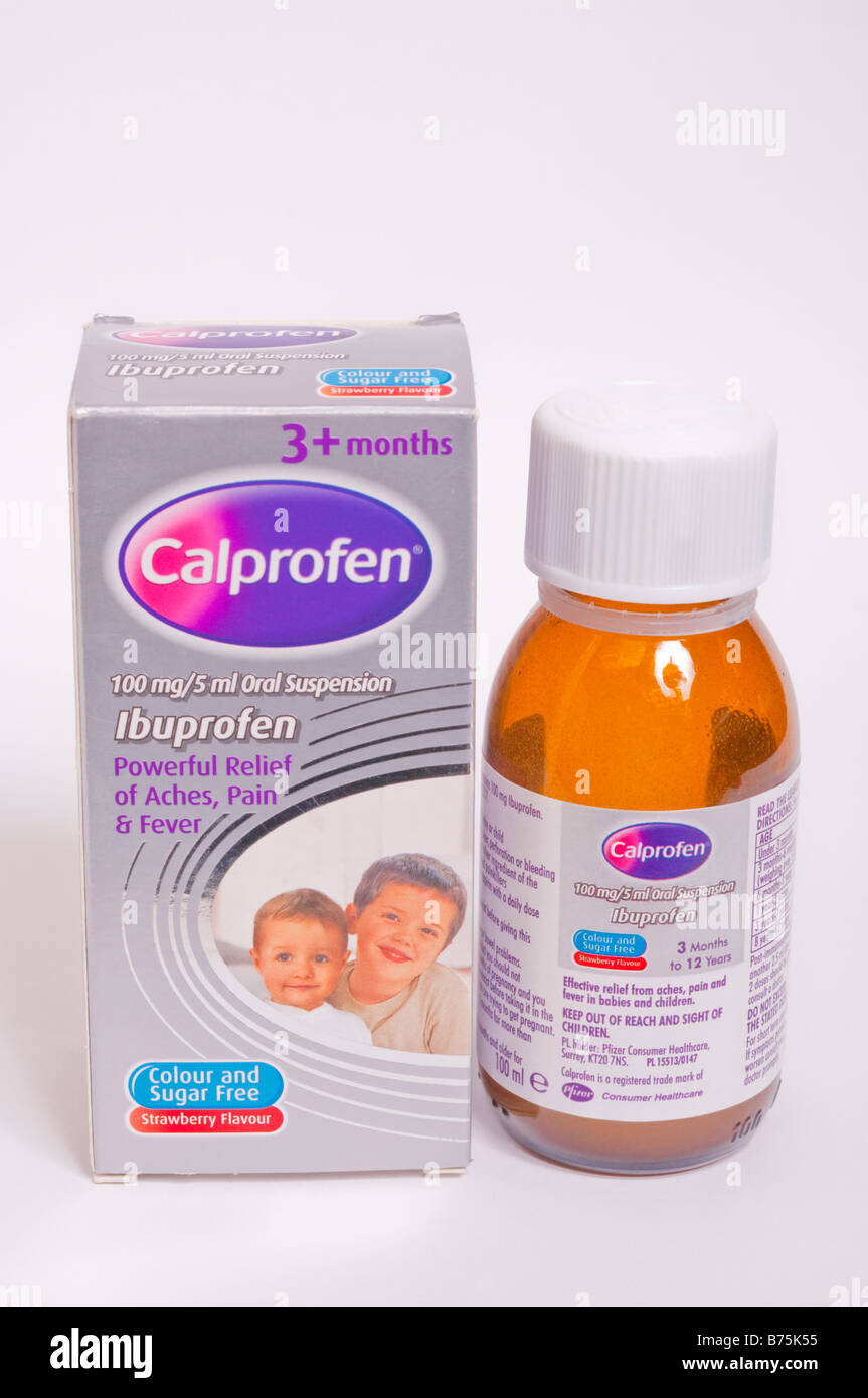 Calprofen Ibuprofen Mundflüssigkeit für die Behandlung und Linderung von Schmerzen, Schmerzen und Fieber bei Kindern Stockfoto