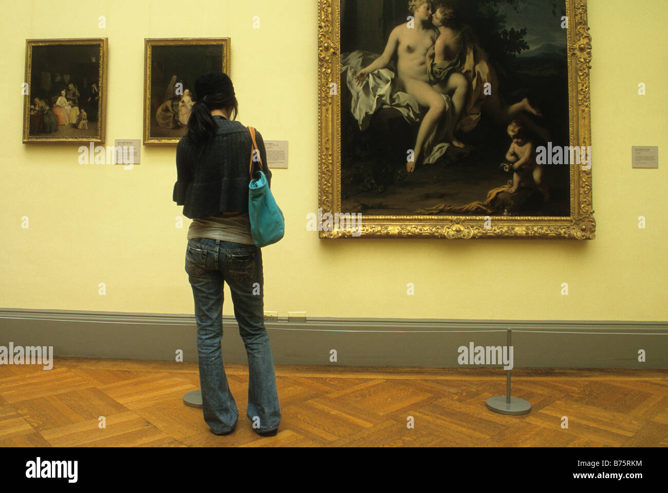 Metropolitan Museum der Kunst Student bewundern, ein Gemälde in der Europäischen Galerien New York City USA Stockfoto